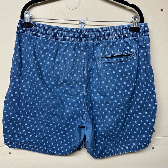2/$30⚡️- SHORTS | Men’s Old Navy denim shorts size large - Picture 2 of 4